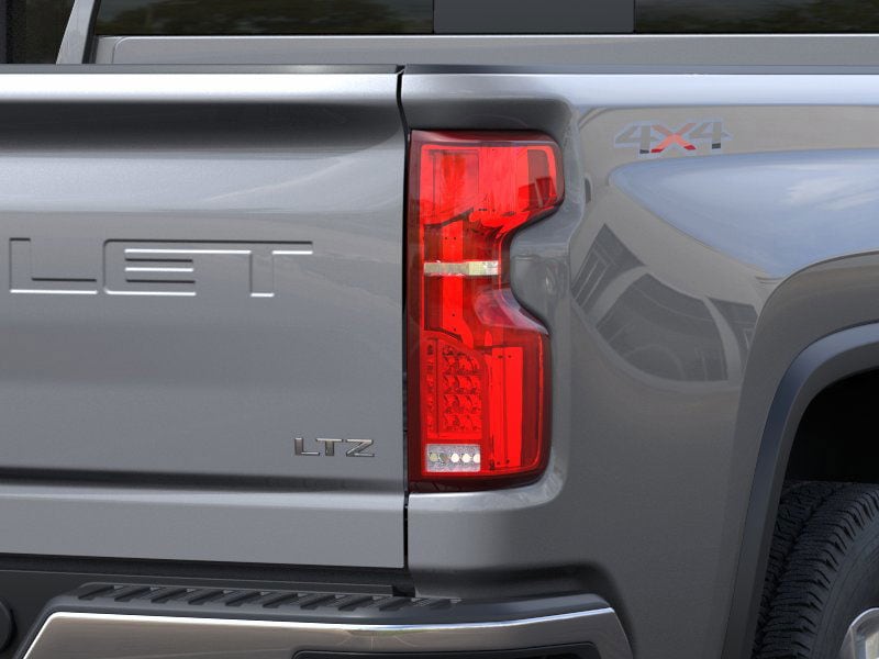 Thumbnail: 2026 Chevrolet Silverado 3500 - 11