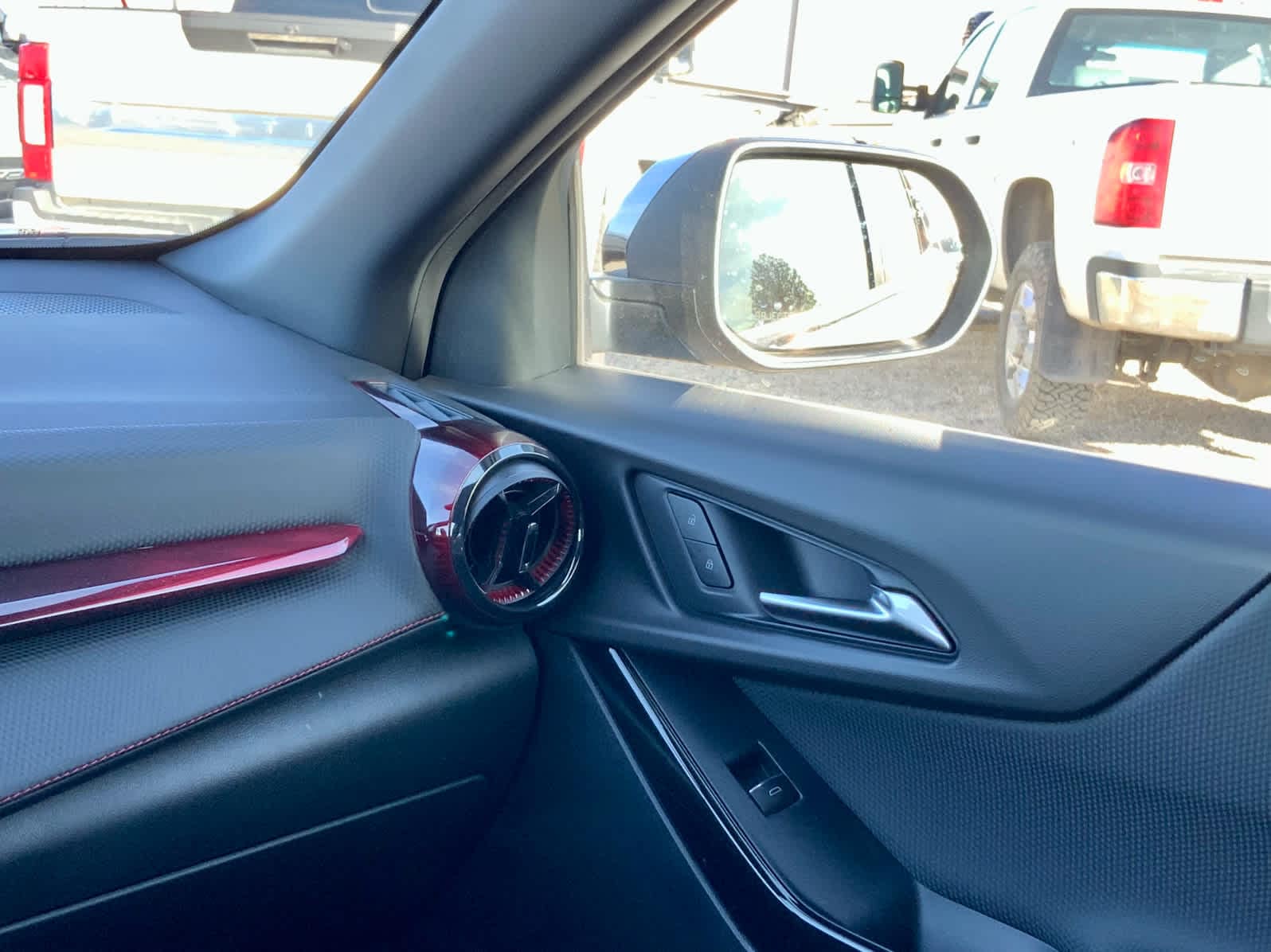 Thumbnail: 2026 Chevrolet Equinox - 33