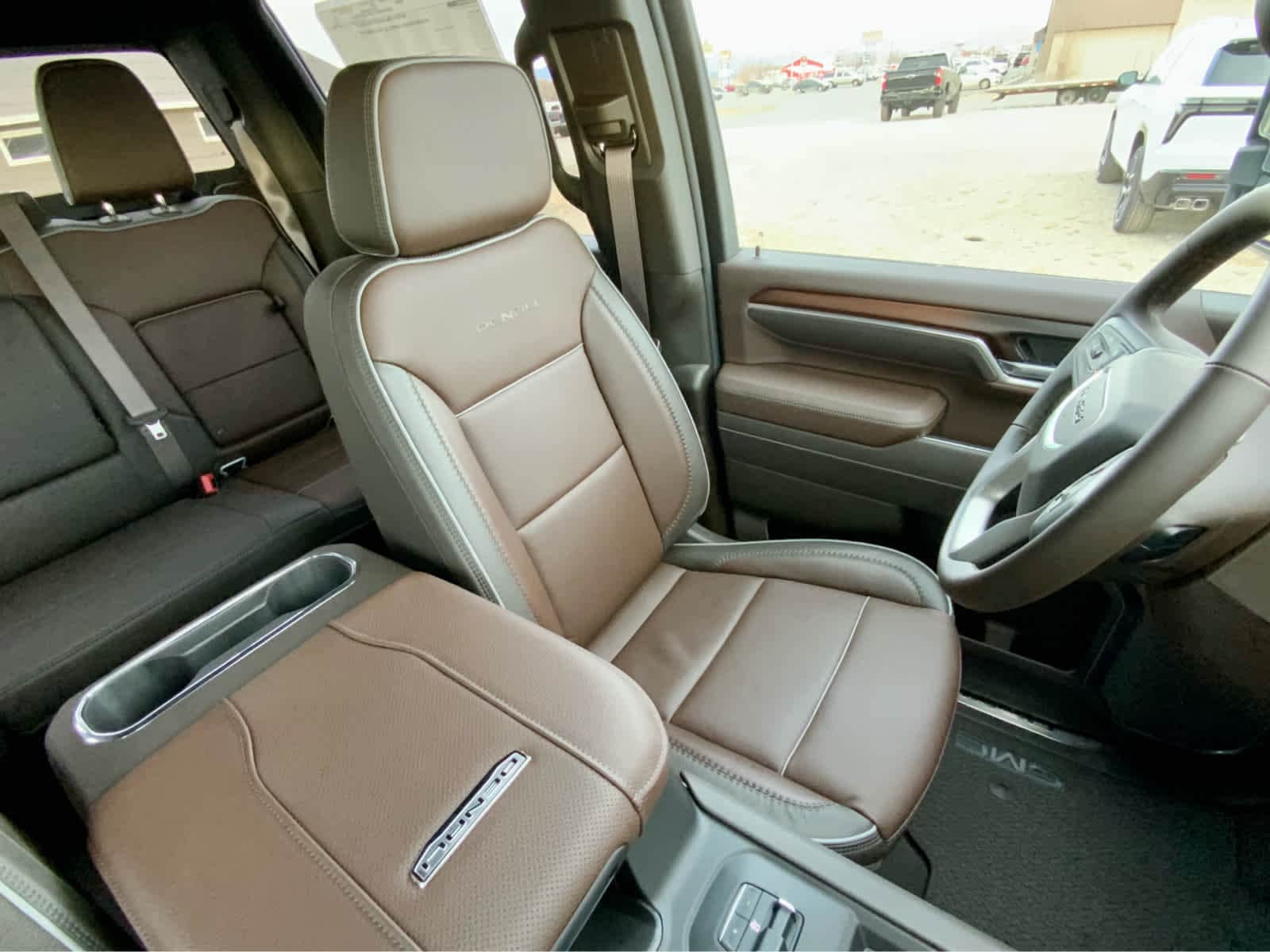 Thumbnail: 2026 GMC Sierra 3500 - 32