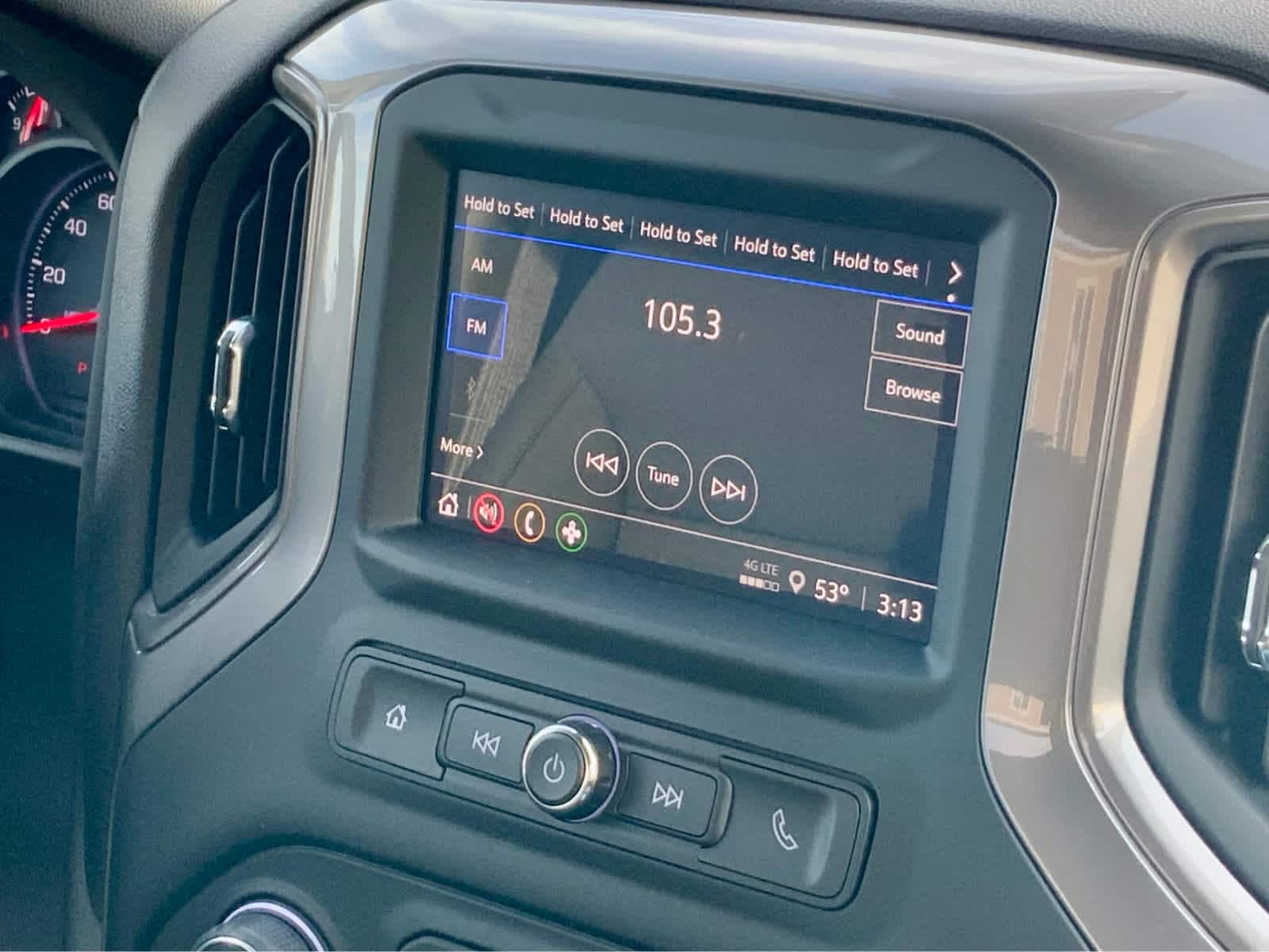 Thumbnail: 2026 Chevrolet Silverado 1500 - 40