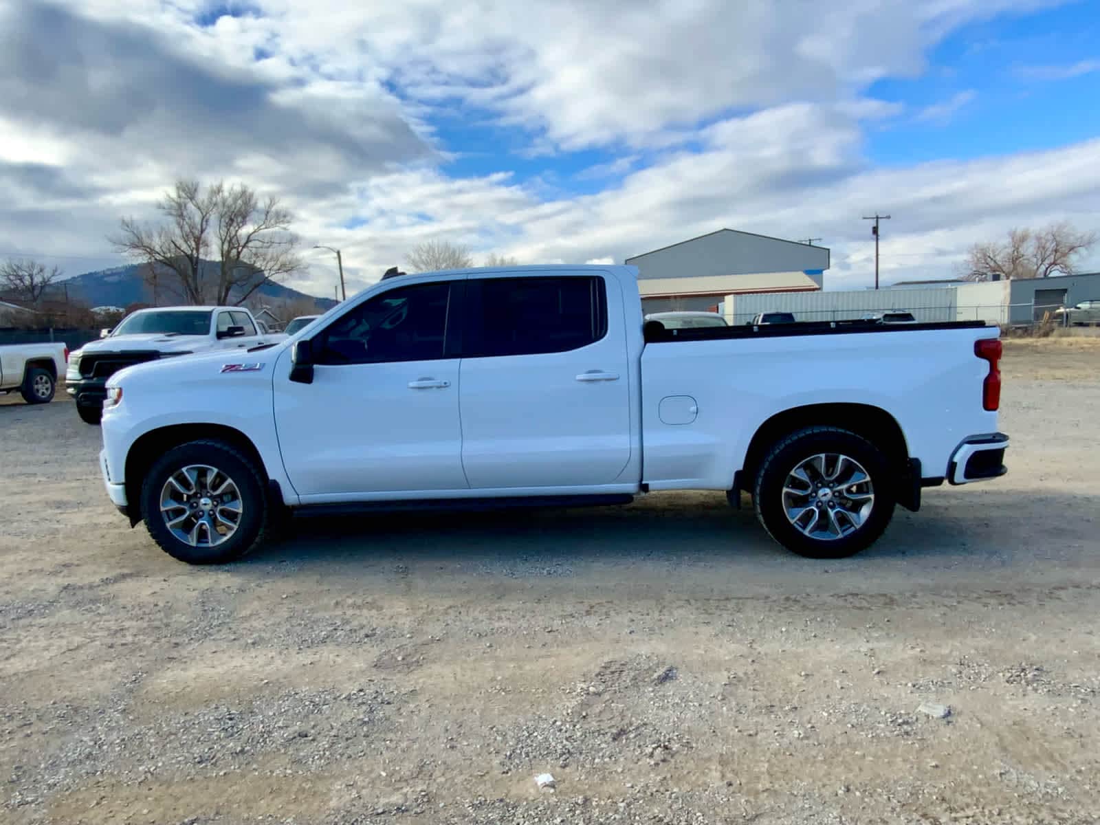 Thumbnail: 2021 Chevrolet Silverado 1500 - 2