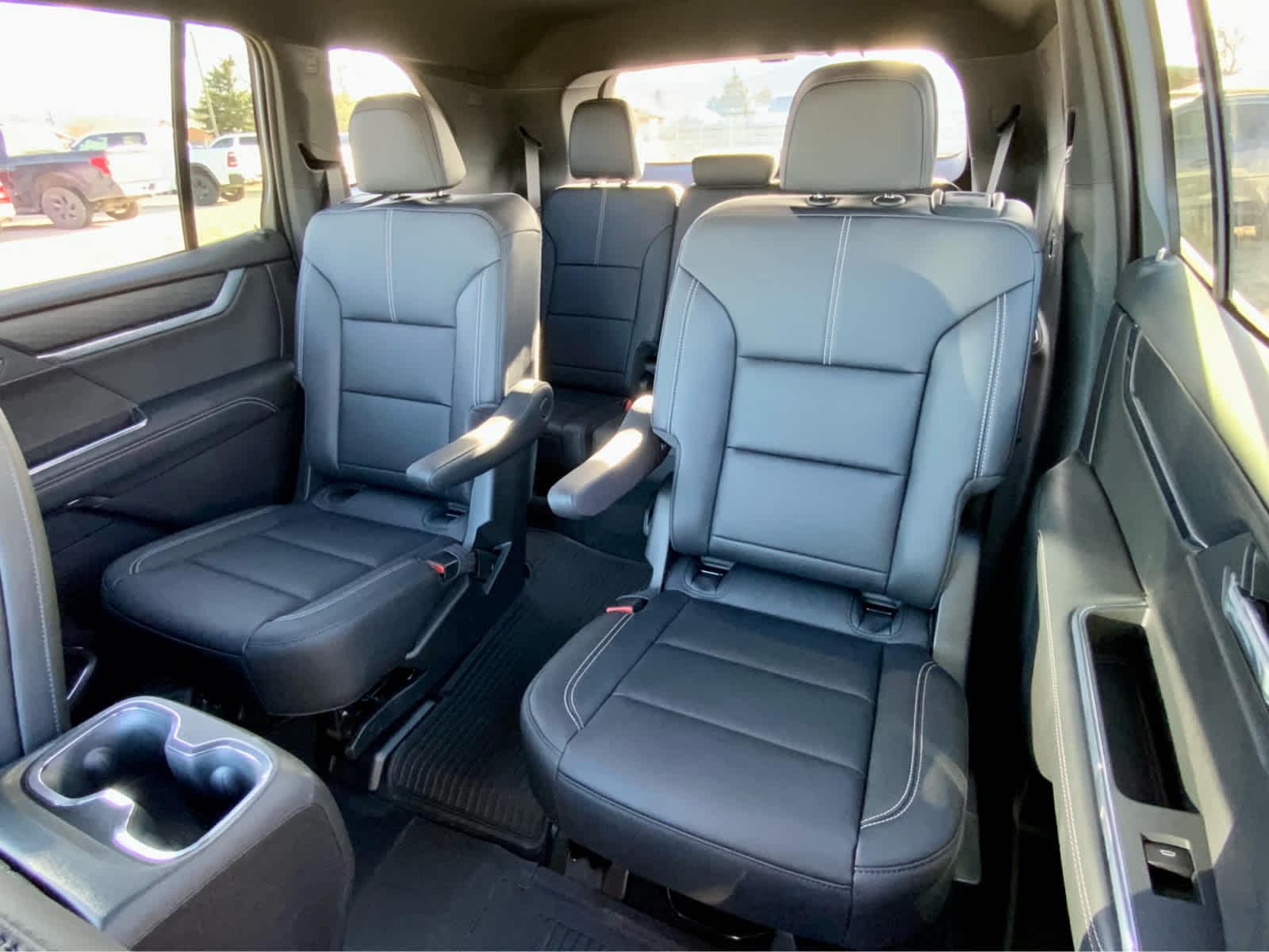 Thumbnail: 2026 GMC Acadia - 30