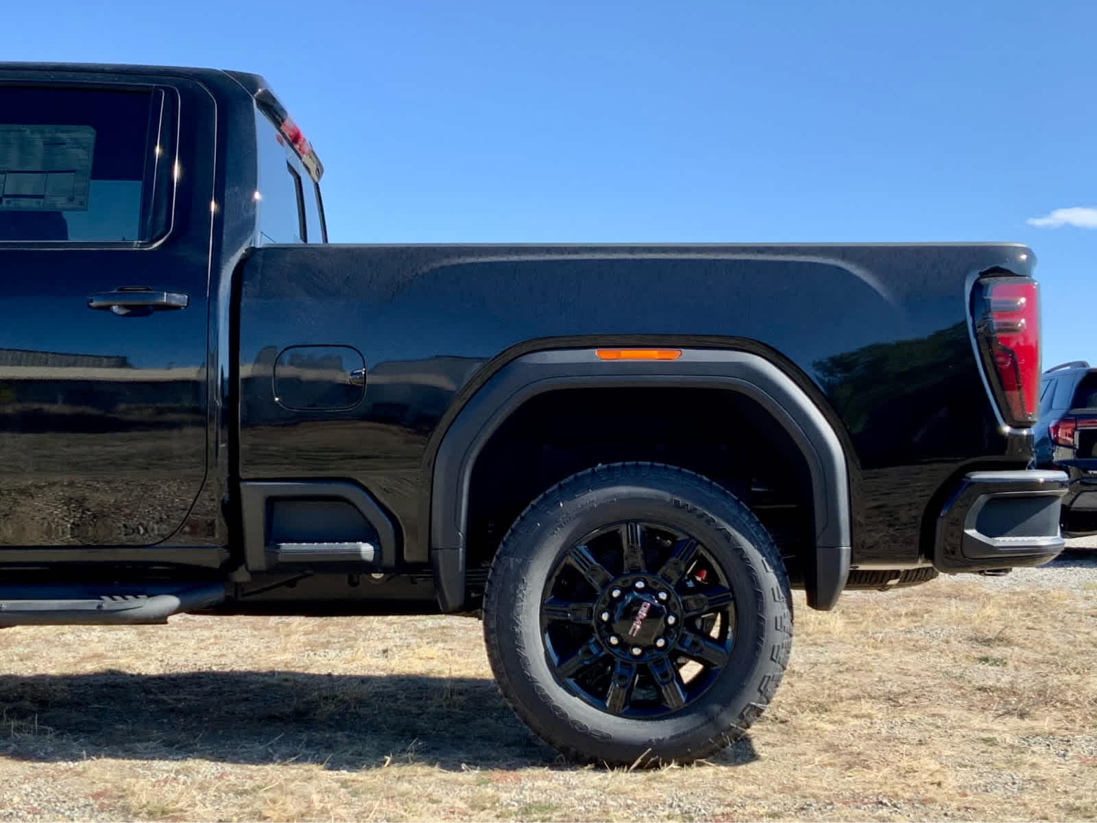 Thumbnail: 2026 GMC Sierra 2500 - 14