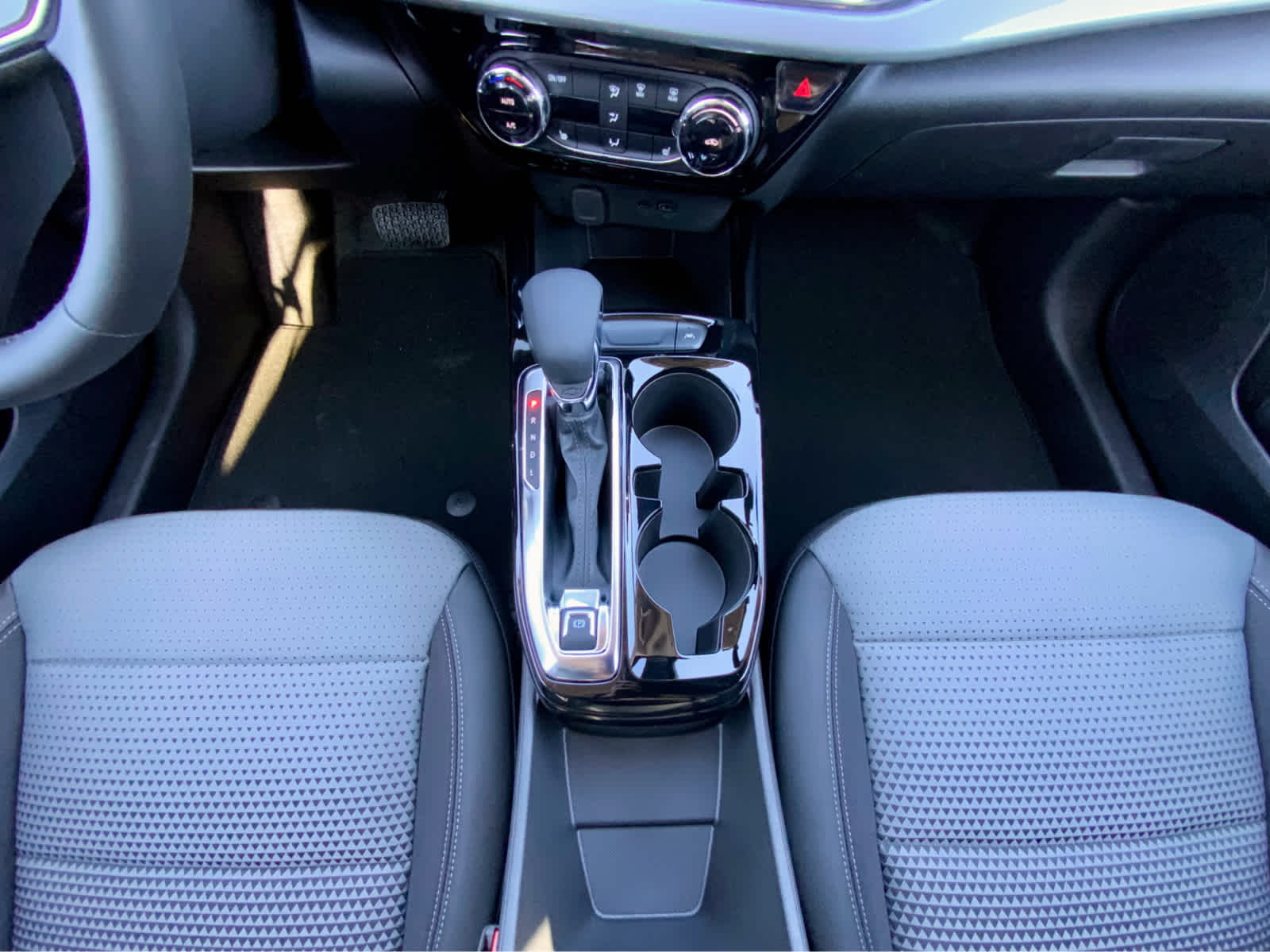 Thumbnail: 2026 Chevrolet Trax - 41