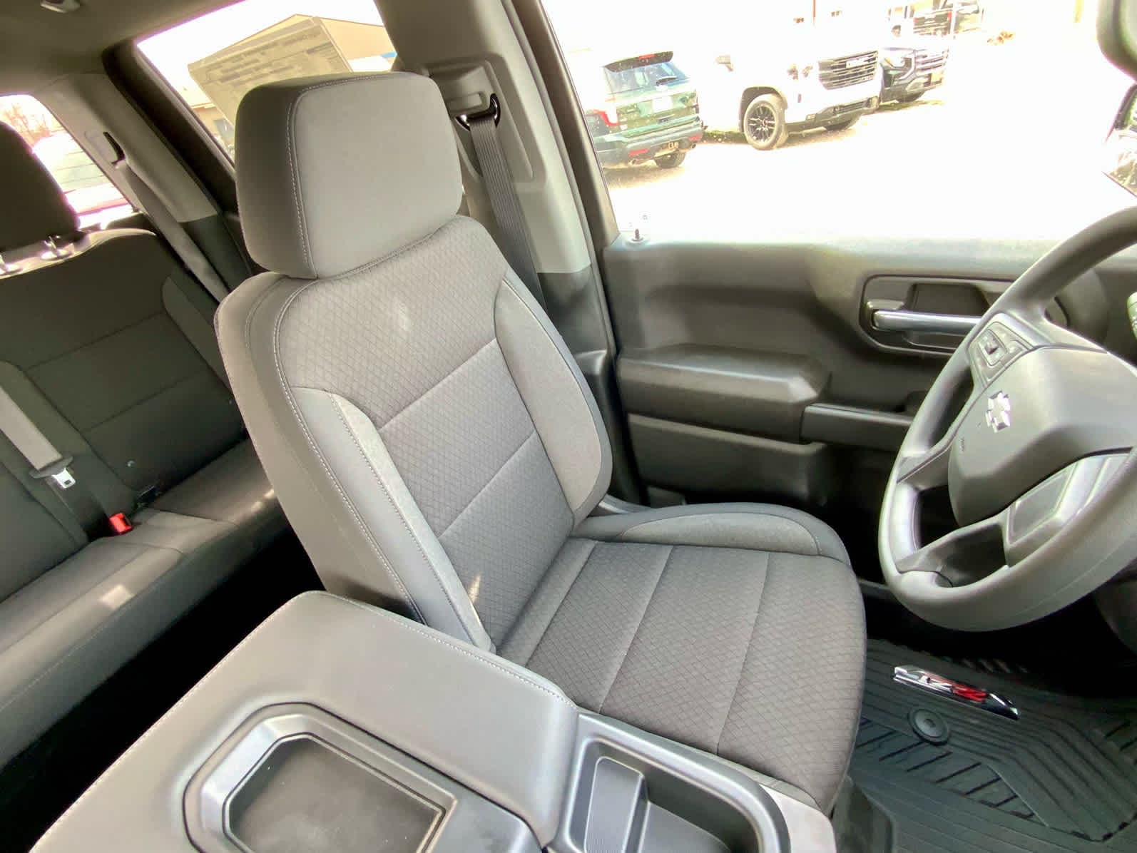 Thumbnail: 2026 Chevrolet Silverado 1500 - 30