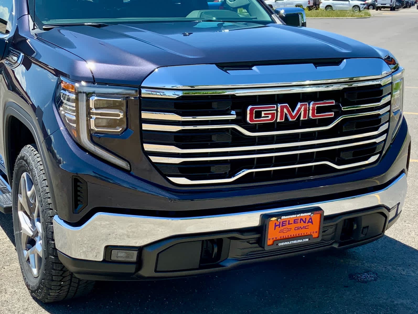 Thumbnail: 2025 GMC Sierra 1500 - 12