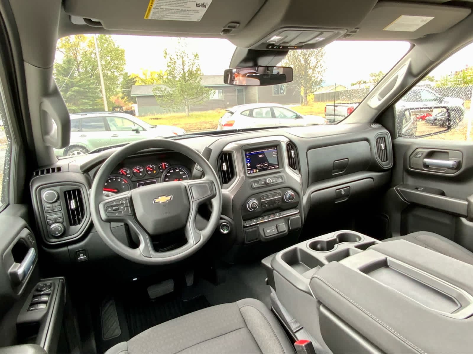 Thumbnail: 2026 Chevrolet Silverado 1500 - 38