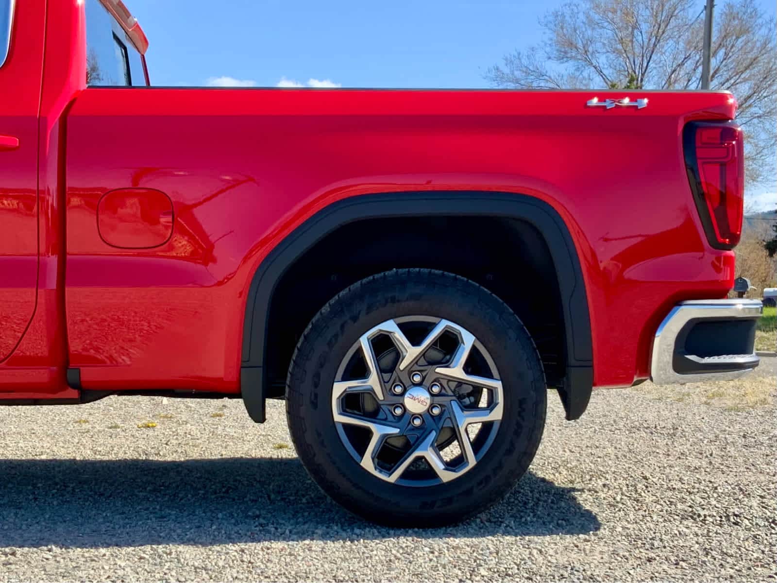 Thumbnail: 2025 GMC Sierra 1500 - 13