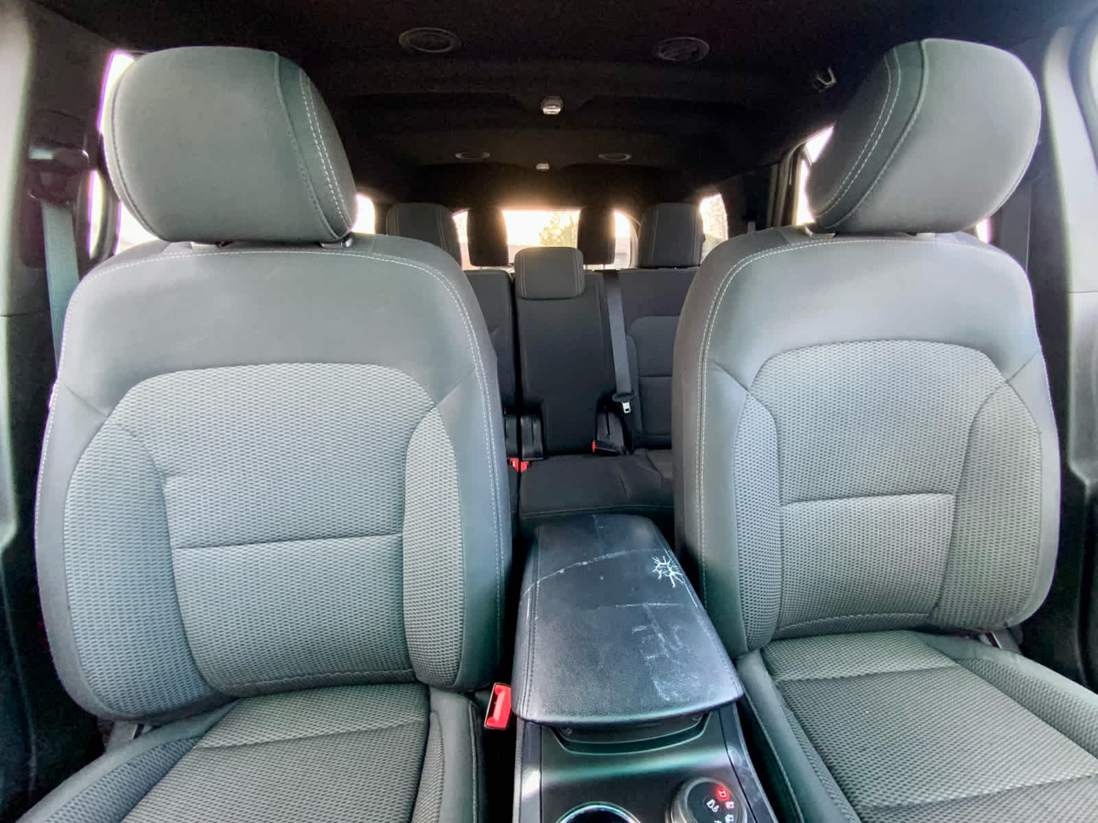 Thumbnail: 2017 Ford Explorer - 32