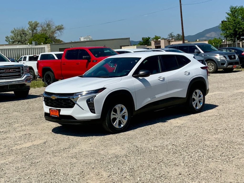 New 2026 Chevrolet Trax LS SUV