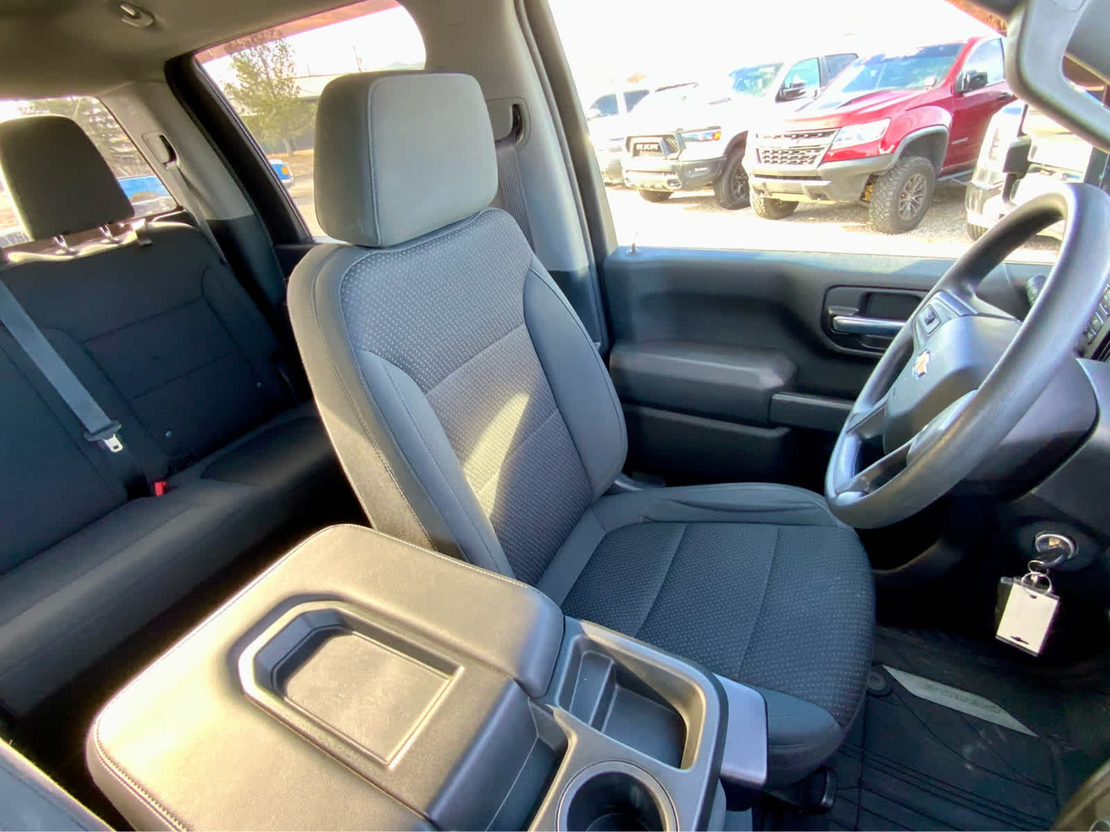 Thumbnail: 2020 Chevrolet Silverado 2500 - 28