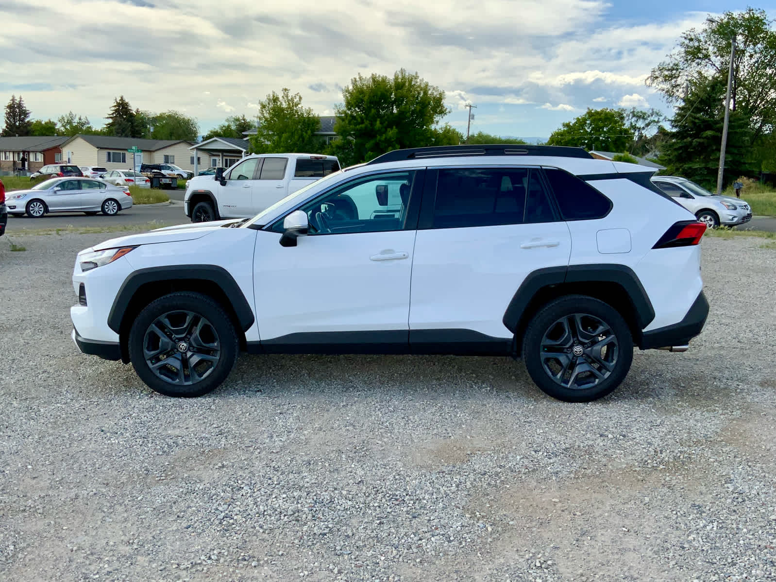 Thumbnail: 2022 Toyota RAV4 - 2