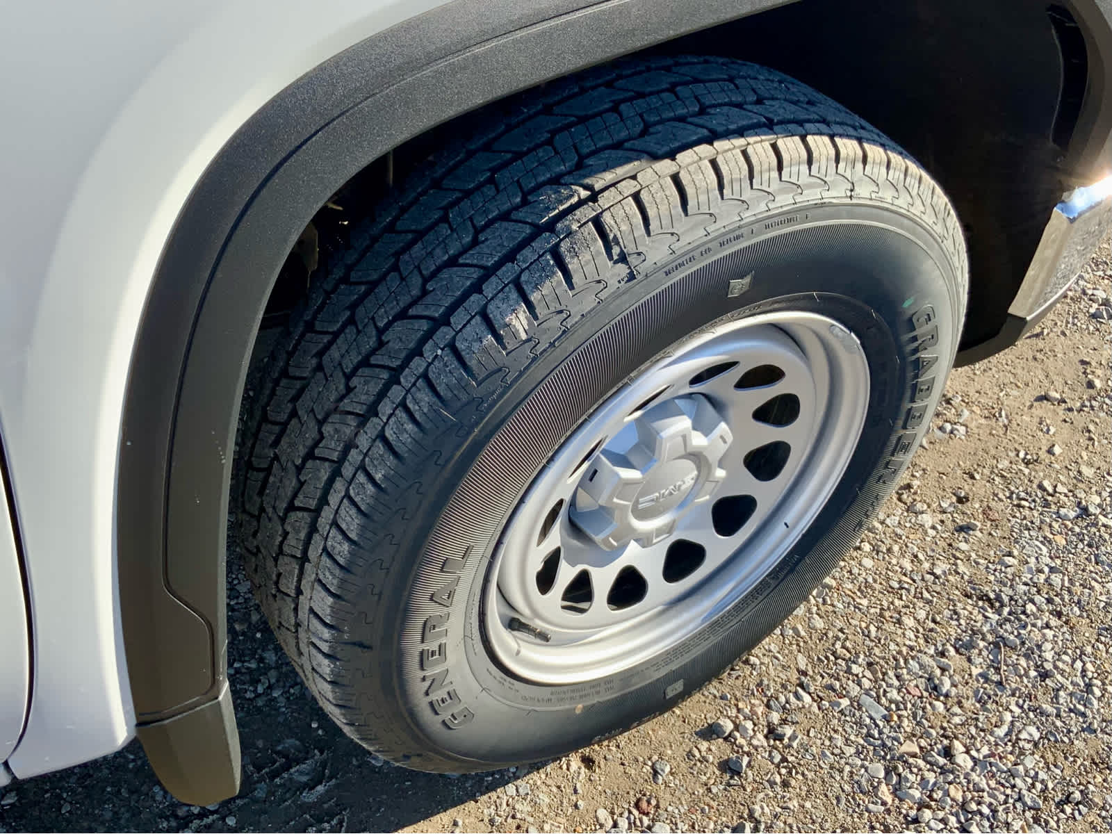 Thumbnail: 2026 GMC Sierra 1500 - 19