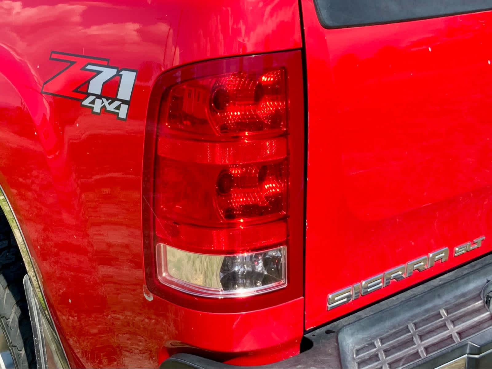 Thumbnail: 2011 GMC Sierra 2500 - 17