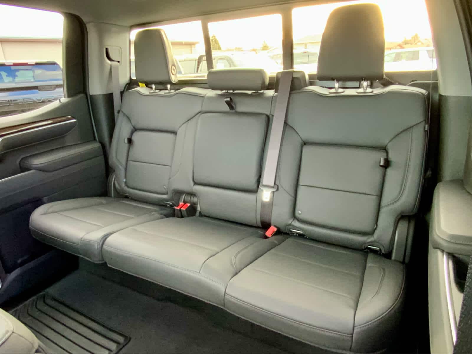 Thumbnail: 2026 Chevrolet Silverado 1500 - 32