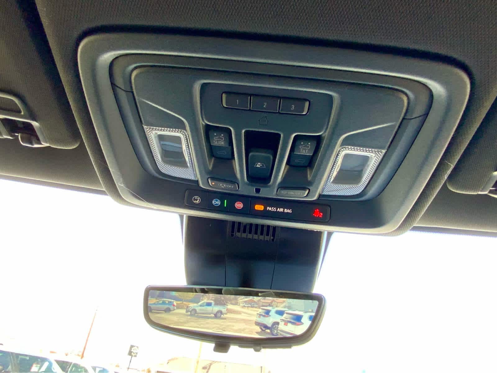 Thumbnail: 2026 Chevrolet Silverado 3500 - 46