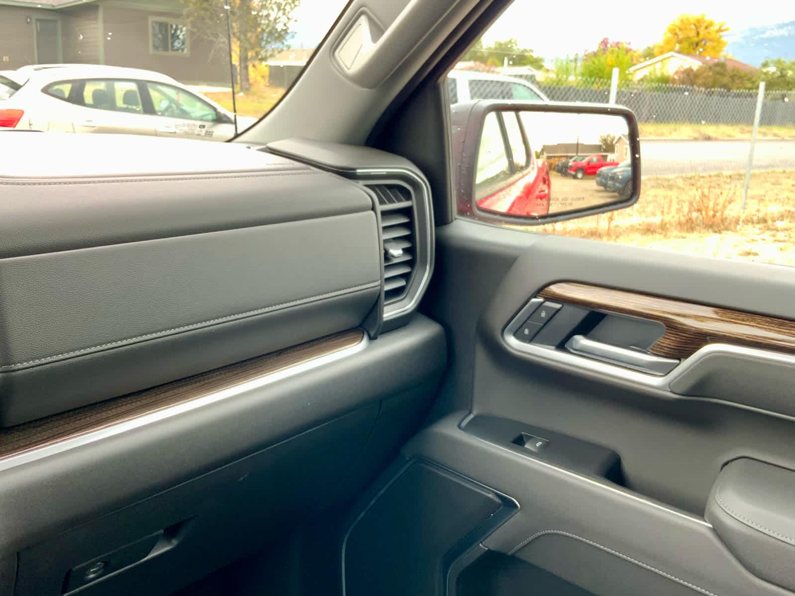 Thumbnail: 2026 GMC Sierra 1500 - 43