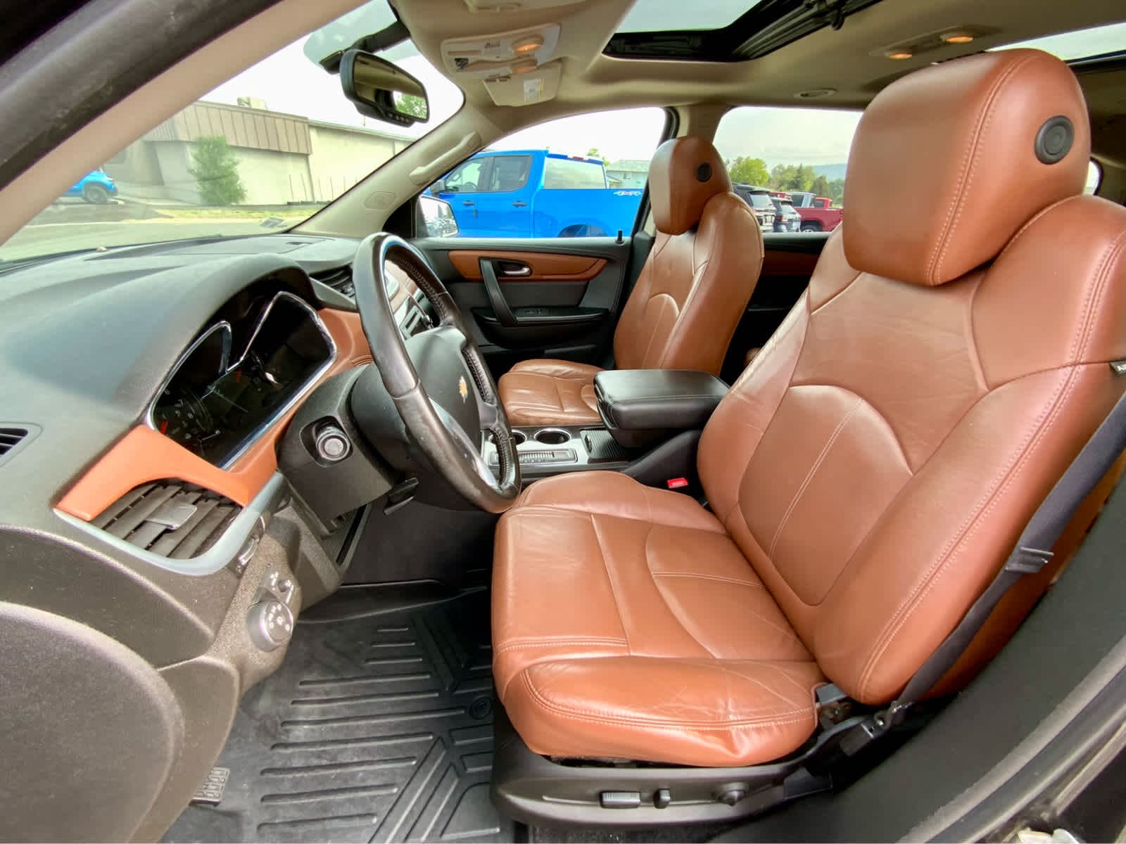 Thumbnail: 2016 Chevrolet Traverse - 24