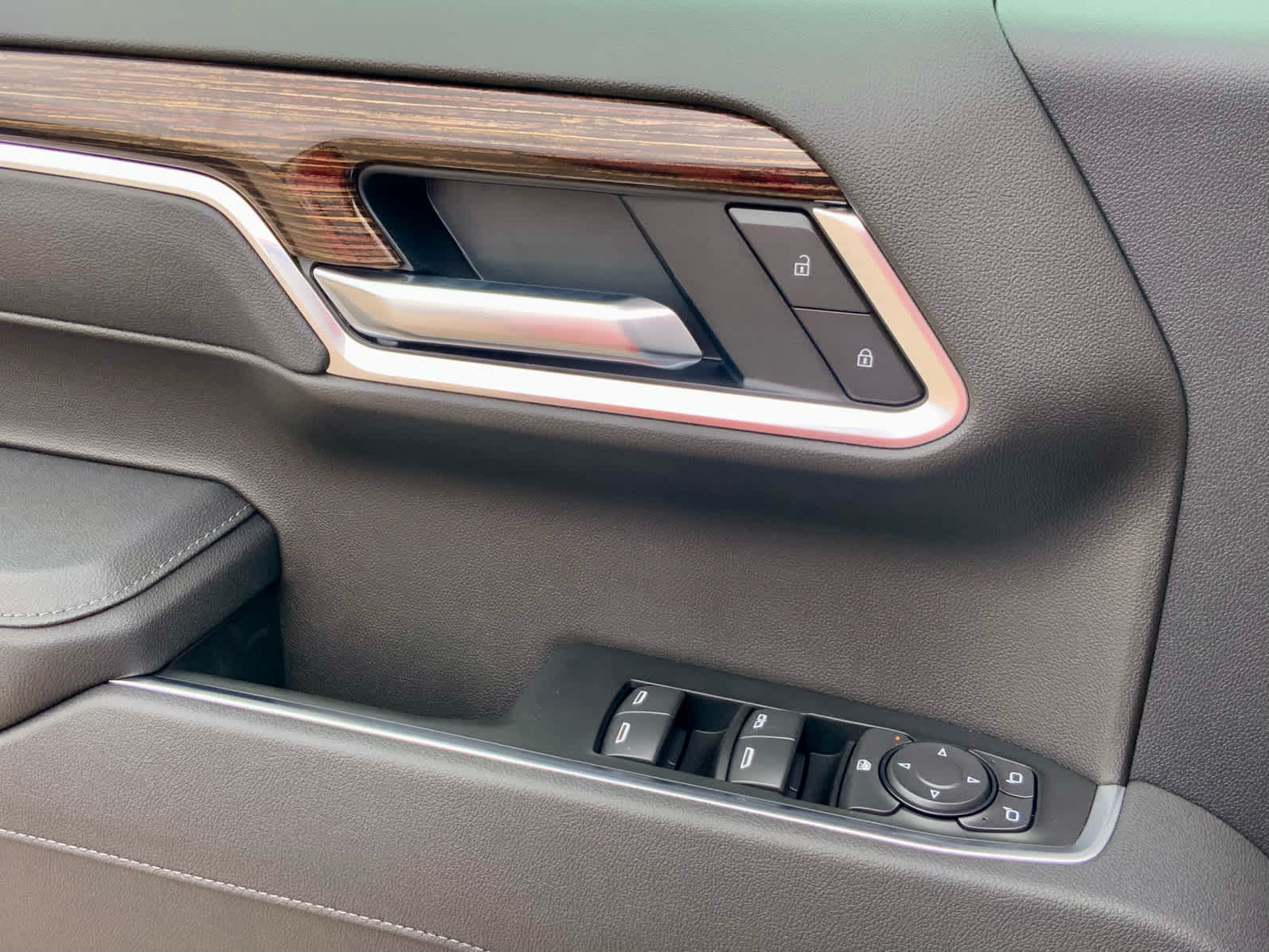 Thumbnail: 2026 GMC Sierra 1500 - 50