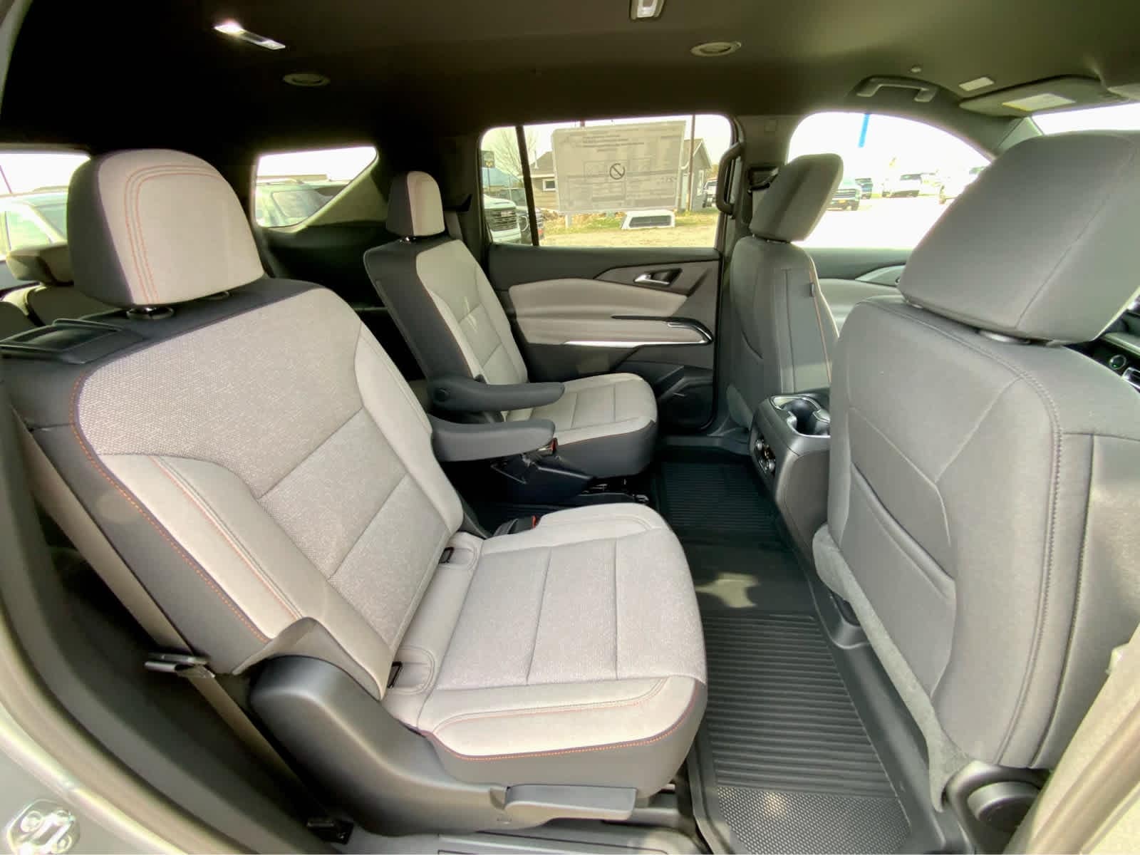 Thumbnail: 2026 Chevrolet Traverse - 23