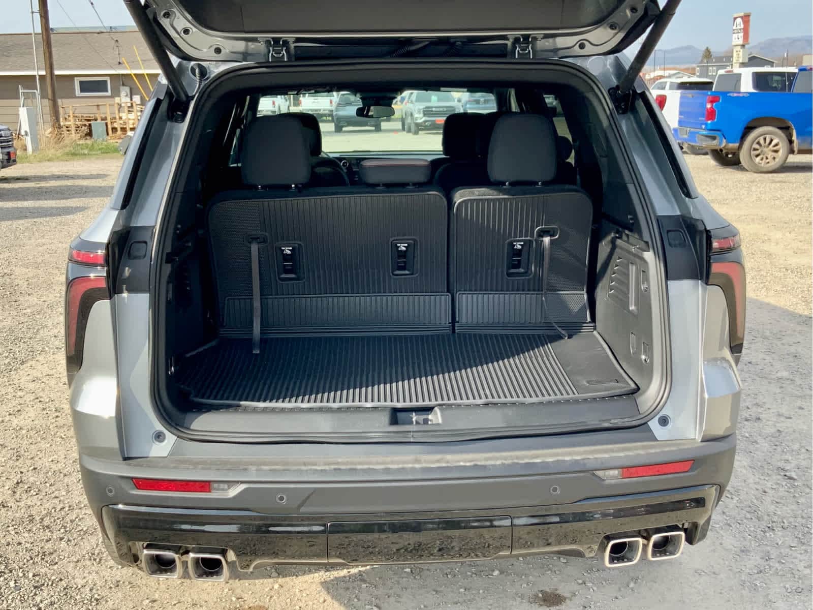 Thumbnail: 2026 Chevrolet Traverse - 19