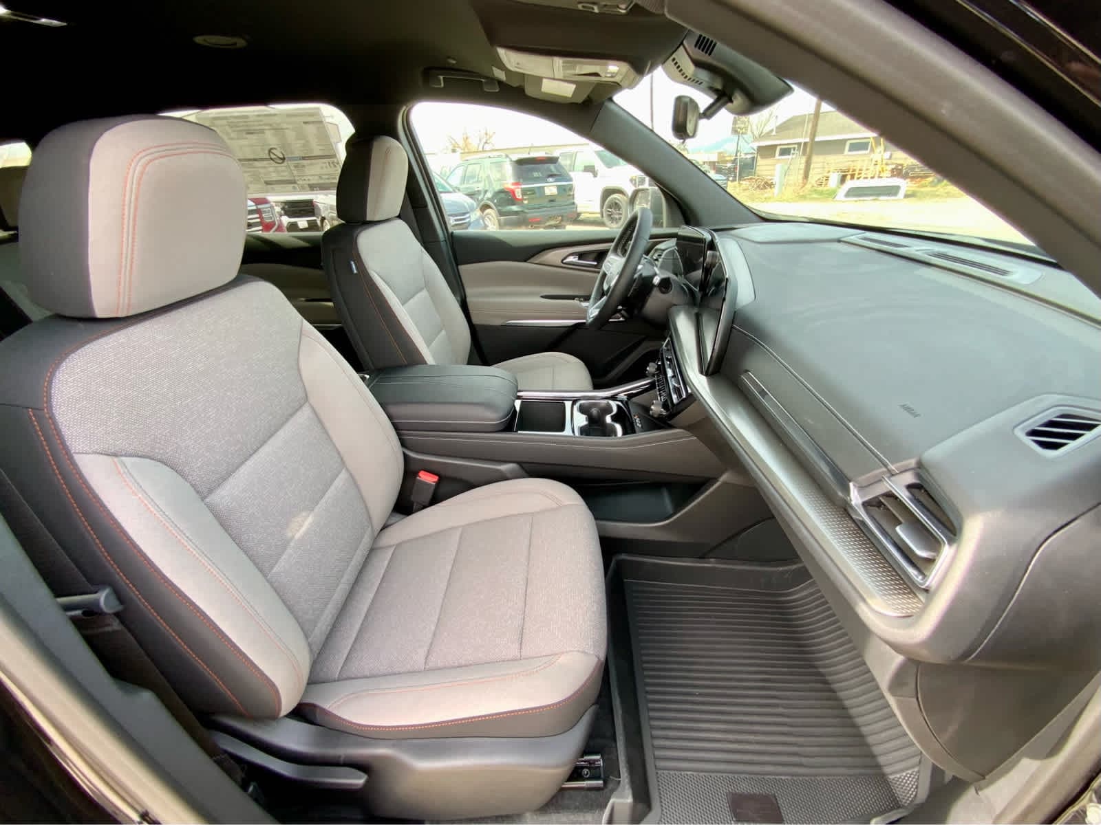 Thumbnail: 2026 Chevrolet Traverse - 22