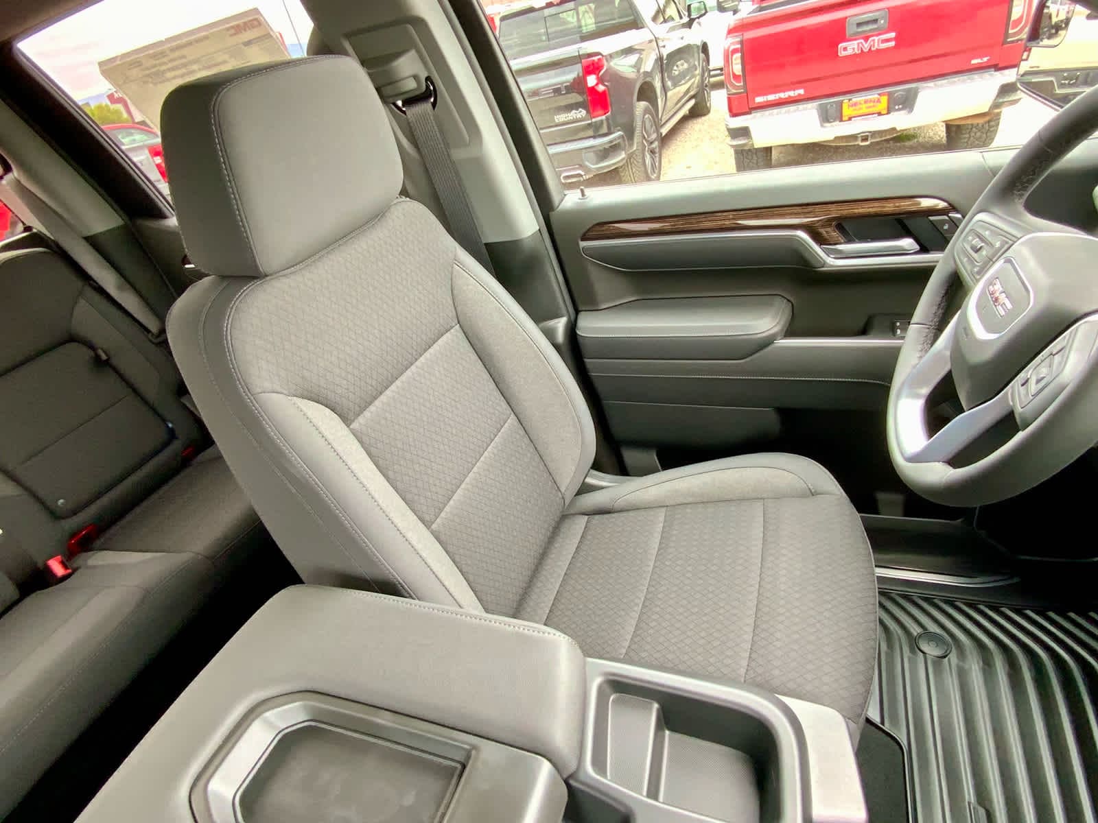 Thumbnail: 2026 GMC Sierra 1500 - 32