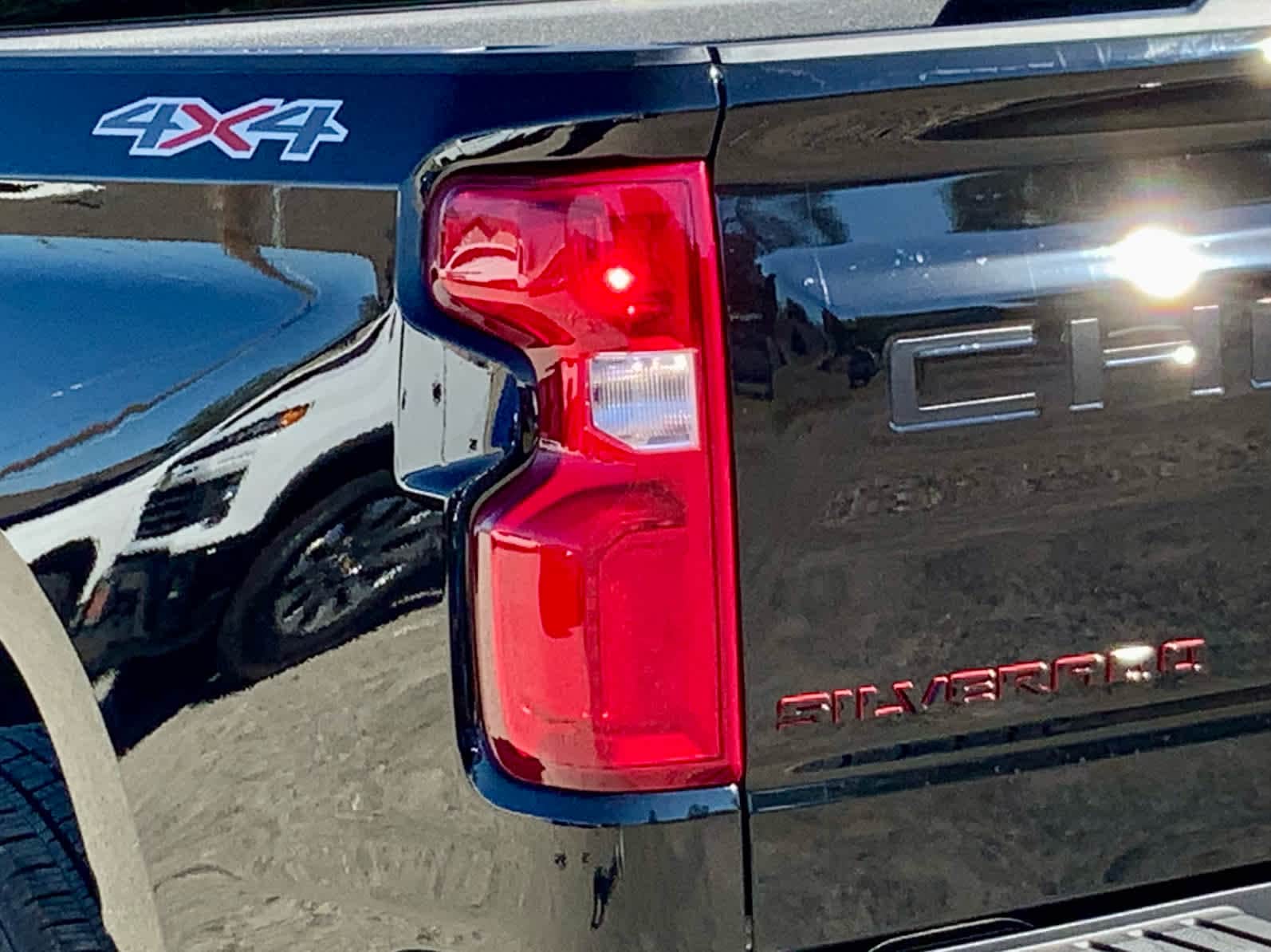 Thumbnail: 2026 Chevrolet Silverado 1500 - 17