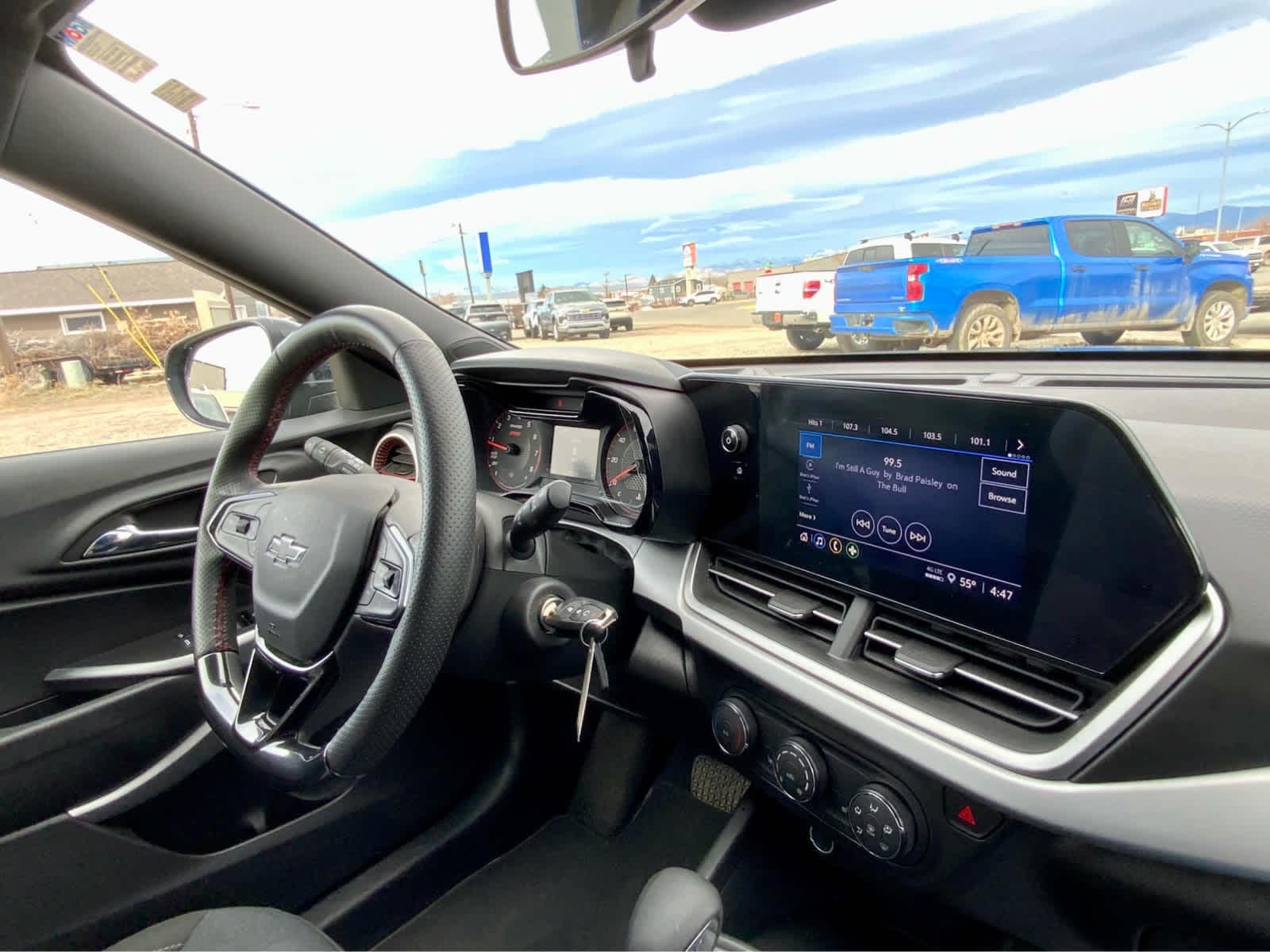 Thumbnail: 2025 Chevrolet Trax - 35