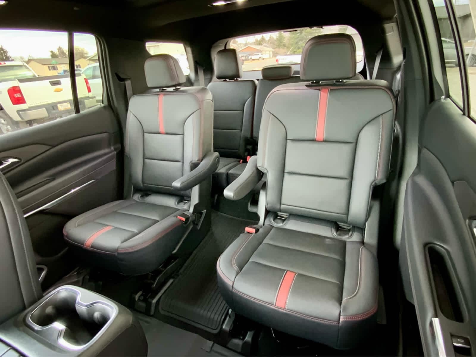 Thumbnail: 2026 Chevrolet Traverse - 30