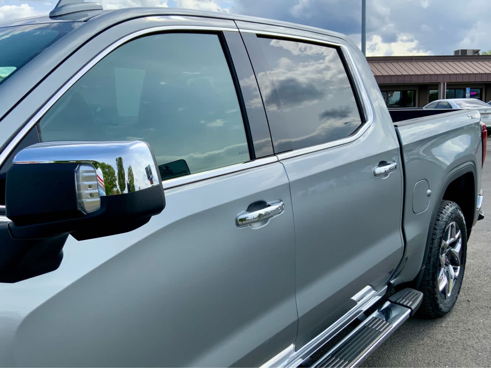 Thumbnail: 2025 GMC Sierra 1500 - 17