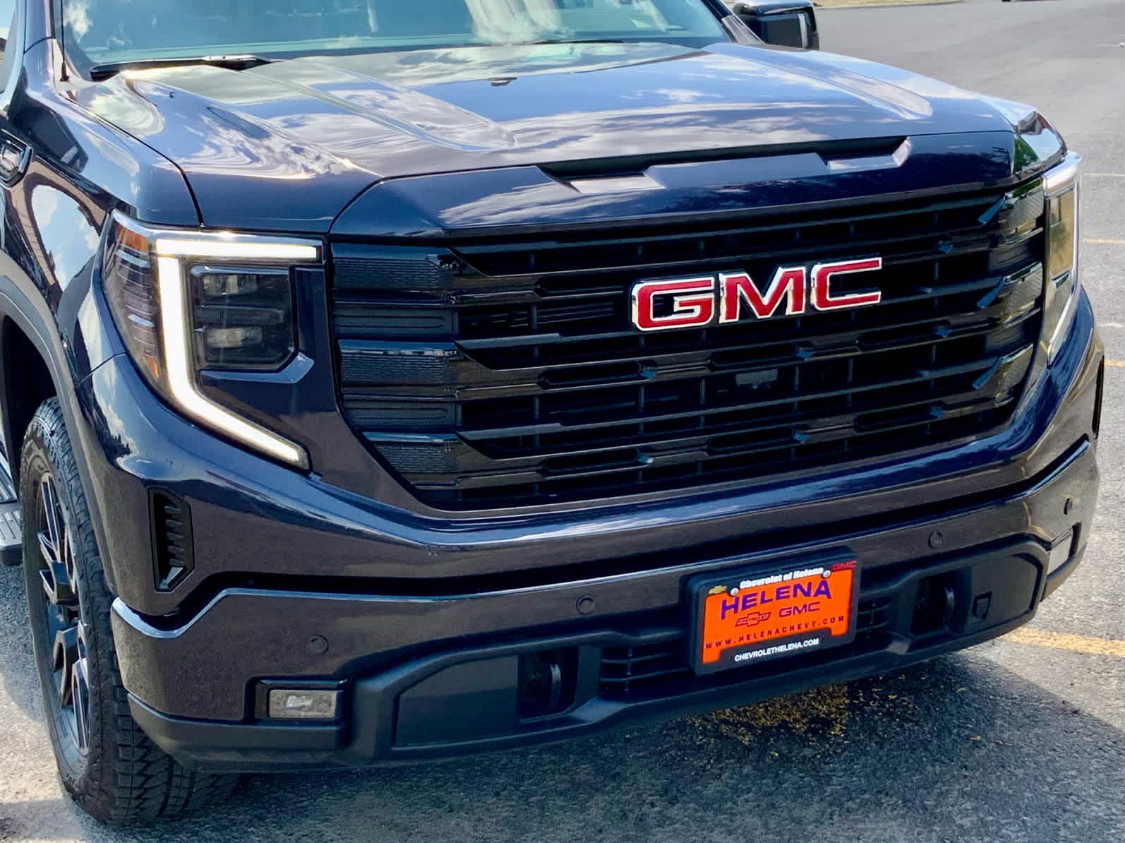 Thumbnail: 2025 GMC Sierra 1500 - 12