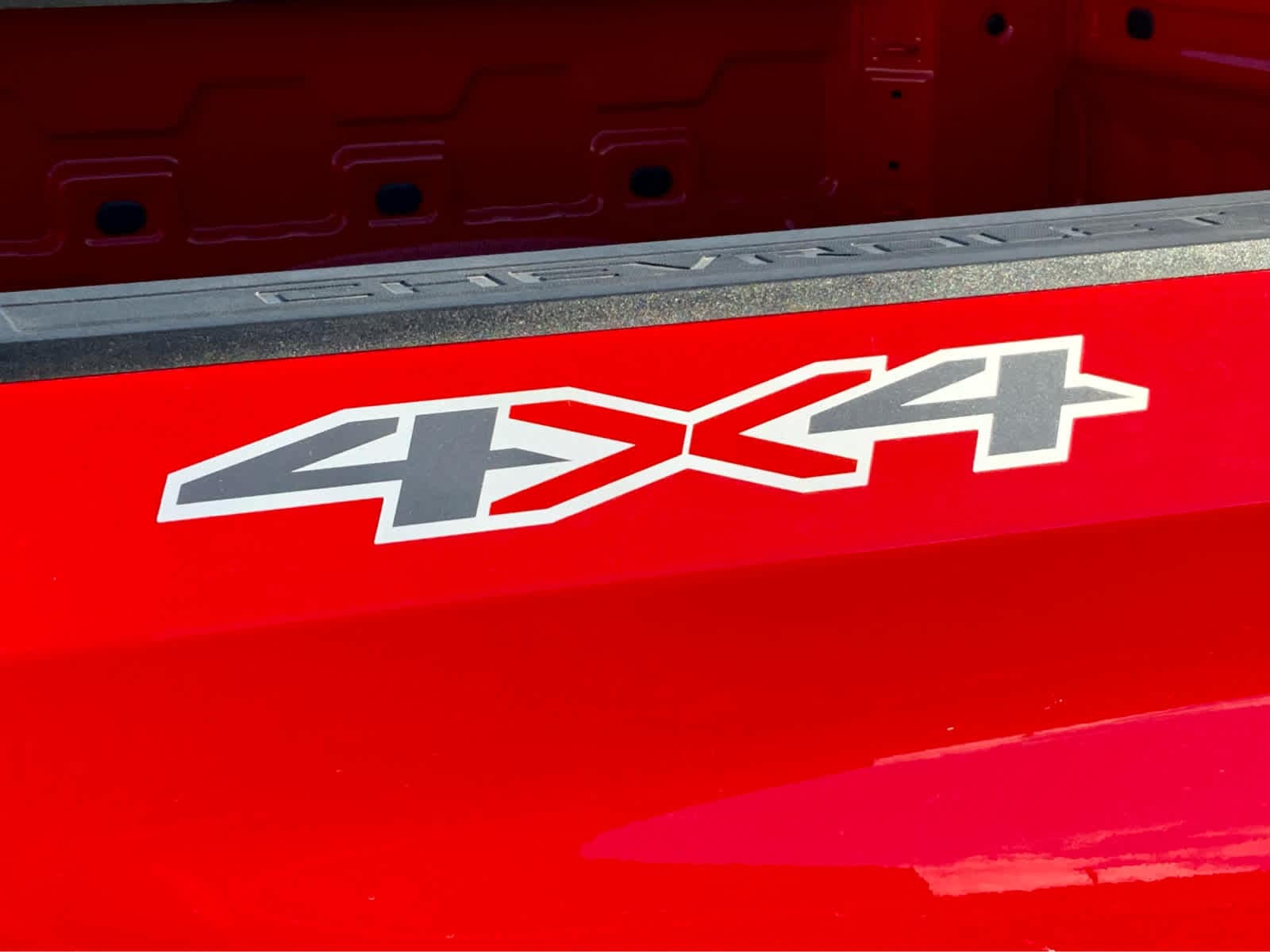 Thumbnail: 2026 Chevrolet Silverado 1500 - 26