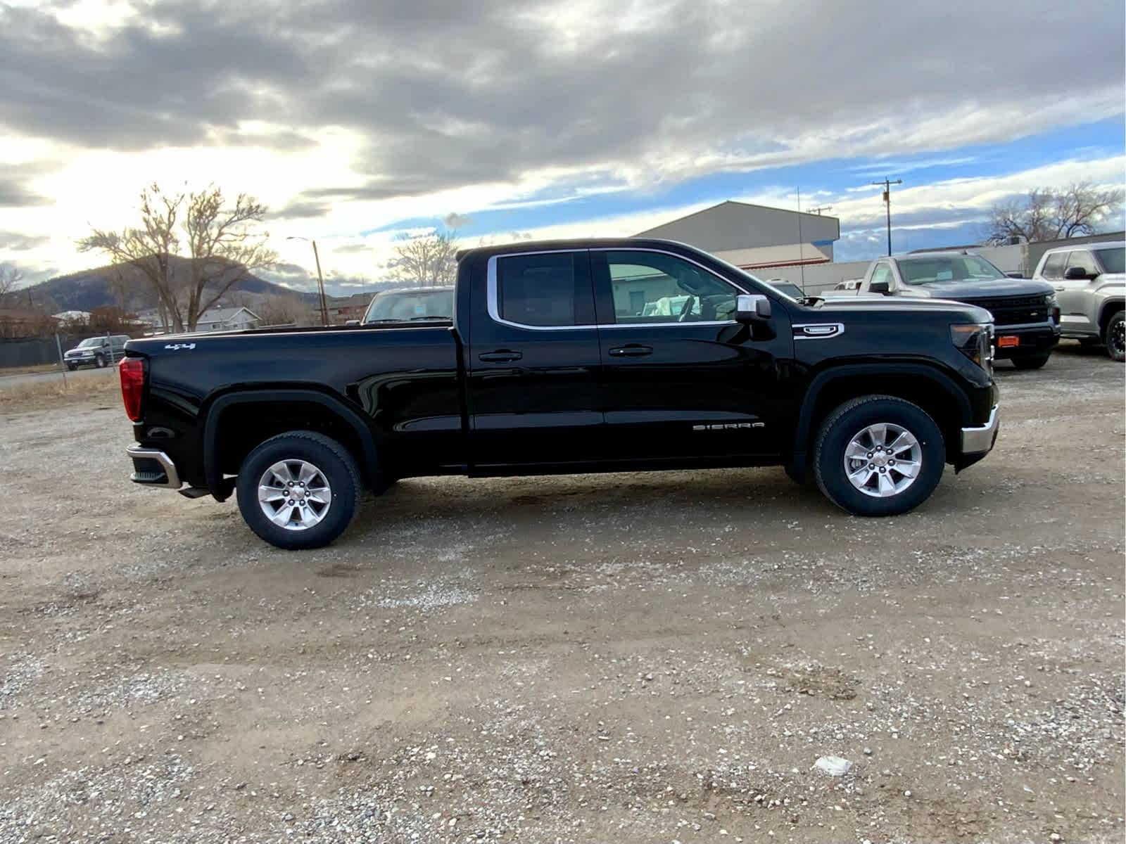 Thumbnail: 2026 GMC Sierra 1500 - 6