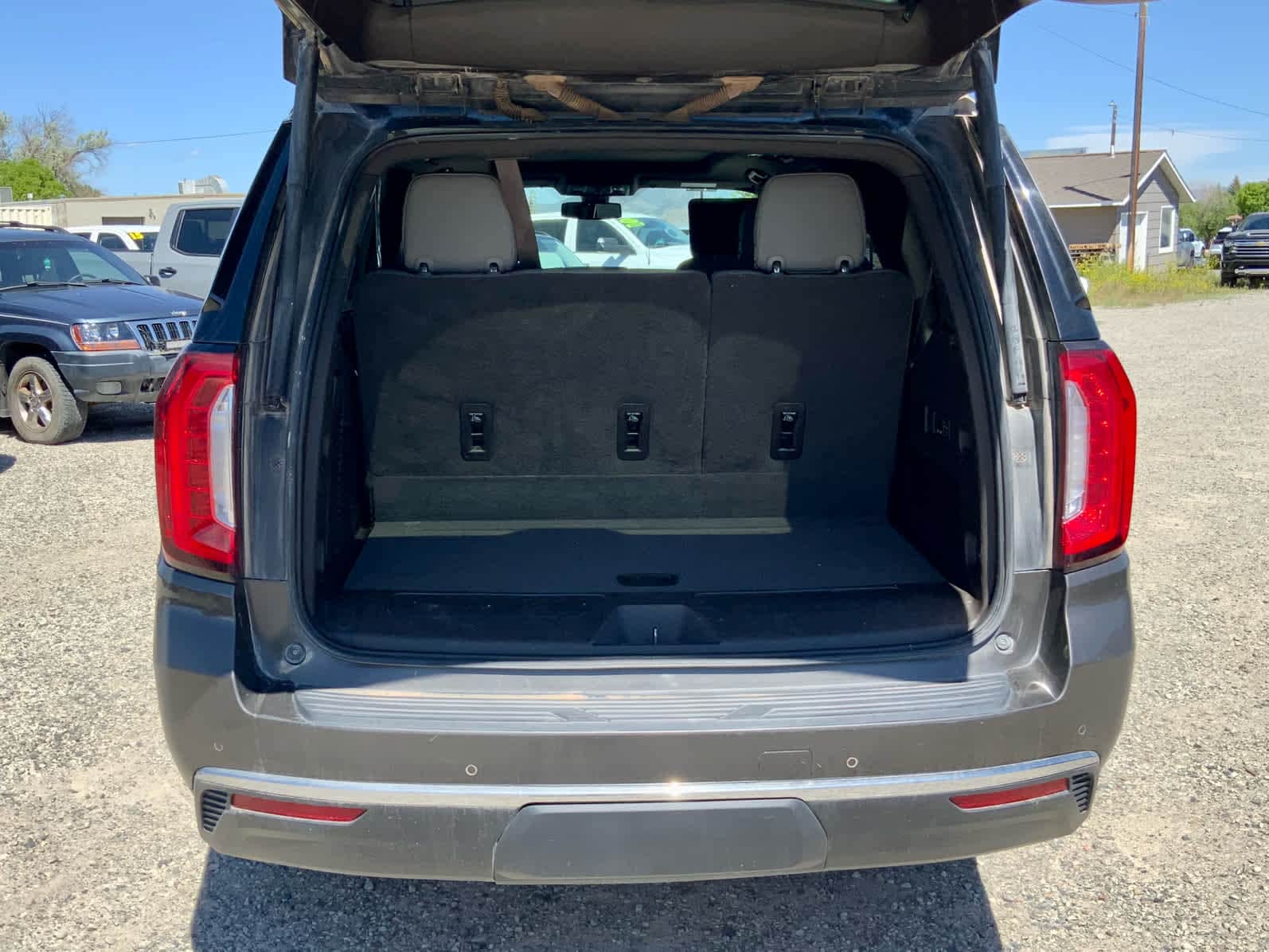 Thumbnail: 2021 GMC Yukon - 19