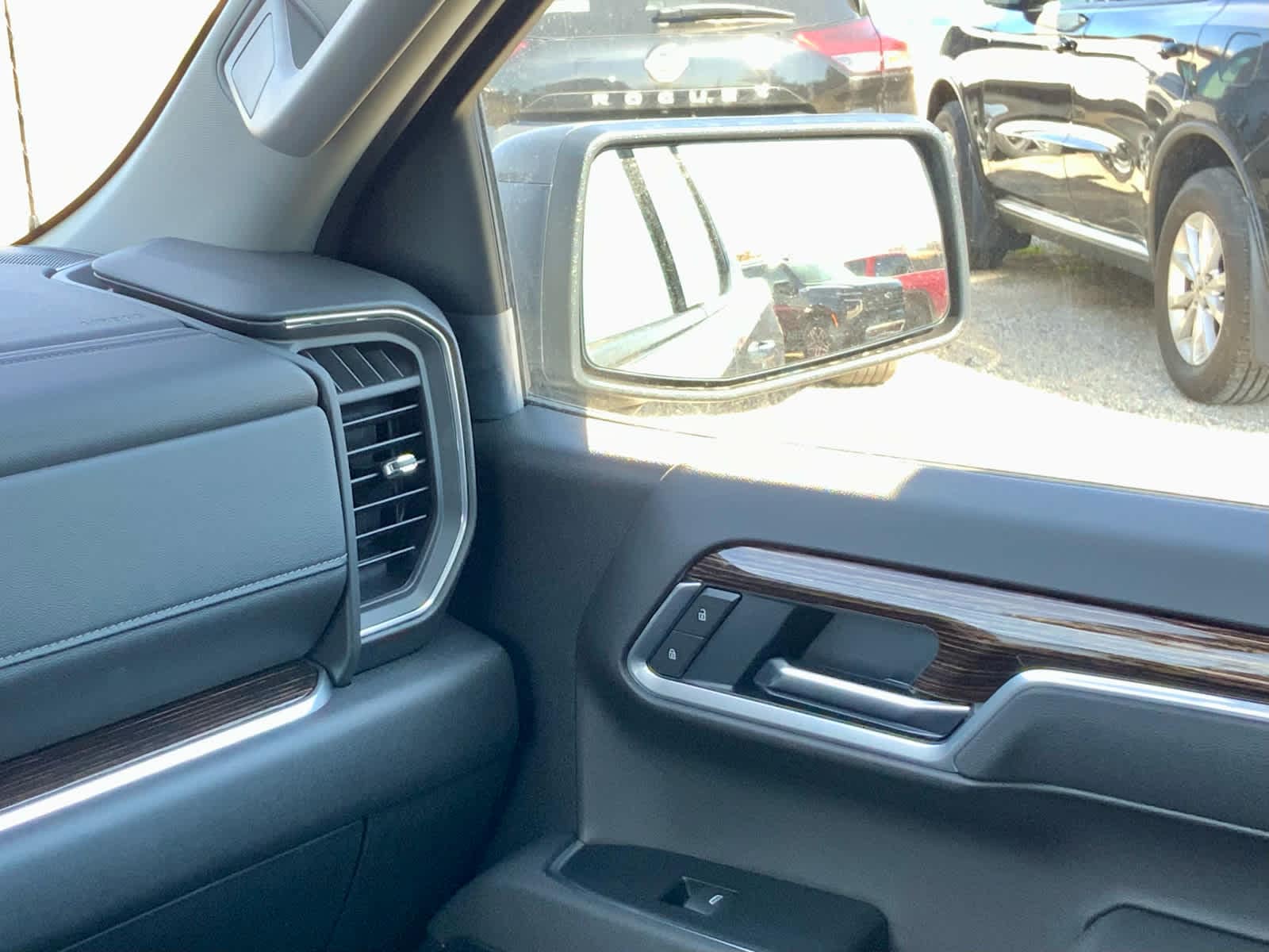 Thumbnail: 2026 GMC Sierra 1500 - 38
