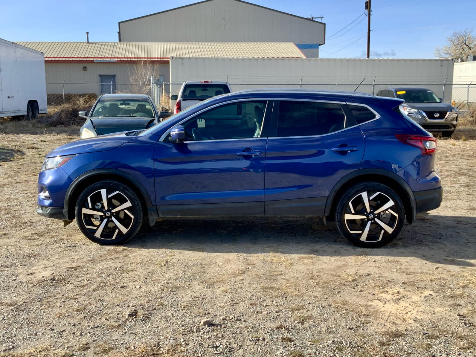 Thumbnail: 2022 Nissan Rogue Sport - 2