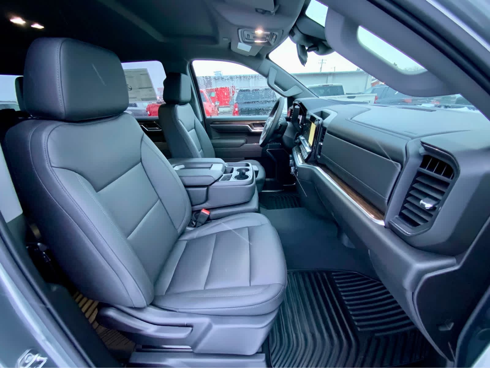 Thumbnail: 2026 Chevrolet Silverado 1500 - 25