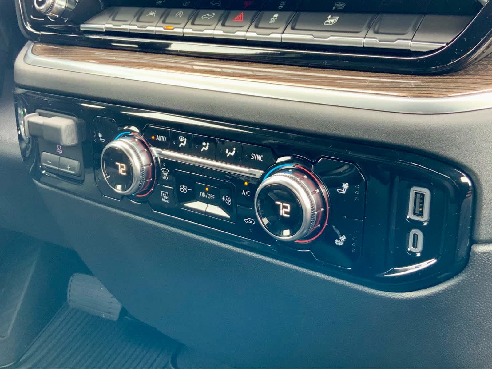 Thumbnail: 2026 GMC Sierra 1500 - 51