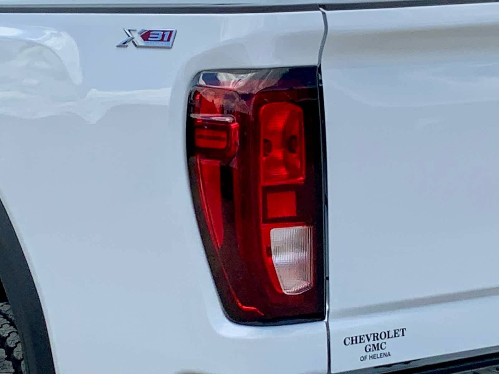 Thumbnail: 2026 GMC Sierra 2500 - 15
