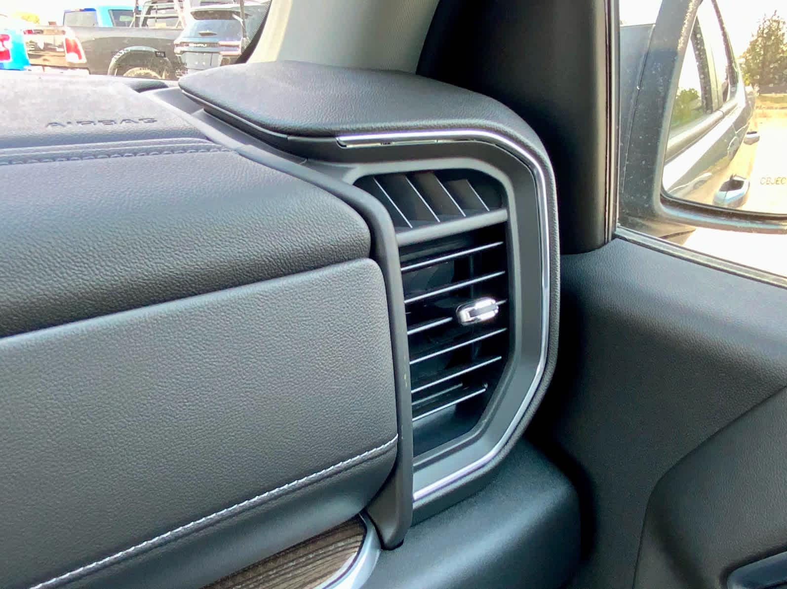 Thumbnail: 2026 Chevrolet Silverado 1500 - 51