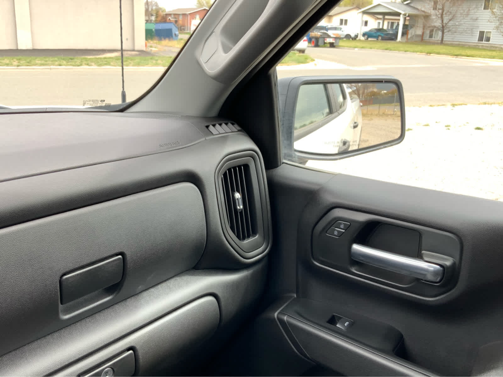 Thumbnail: 2025 Chevrolet Silverado 1500 - 39