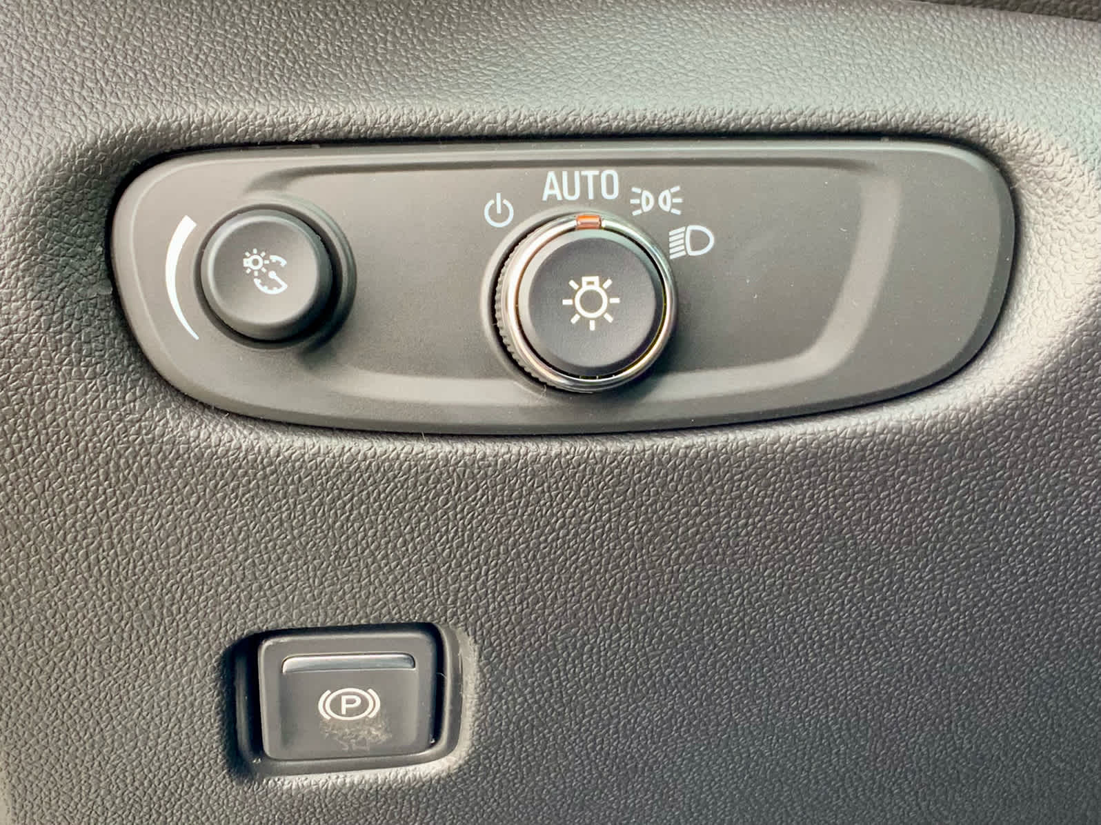 Thumbnail: 2025 Chevrolet Blazer - 48