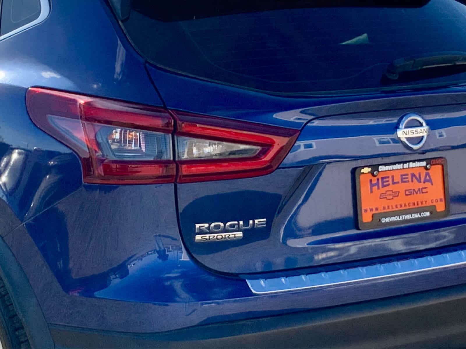 Thumbnail: 2022 Nissan Rogue Sport - 16