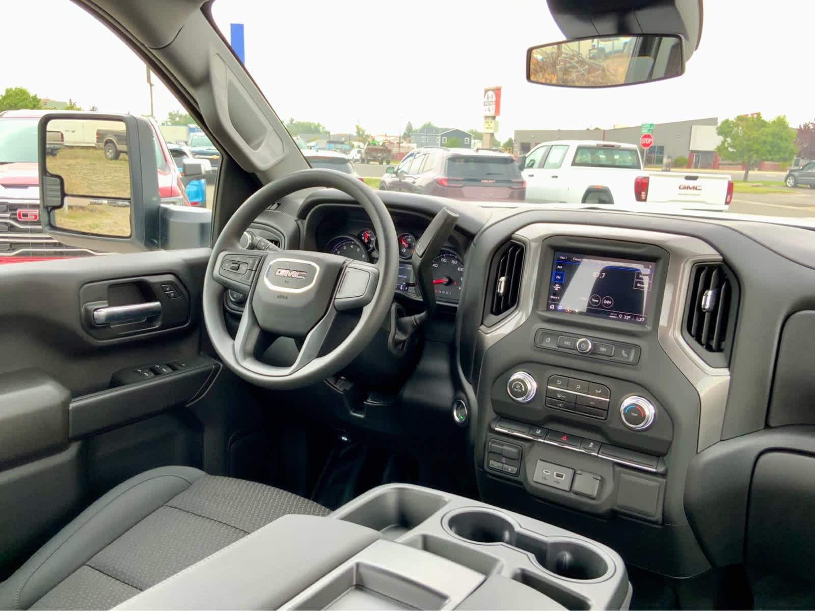 Thumbnail: 2025 GMC Sierra 3500 - 41