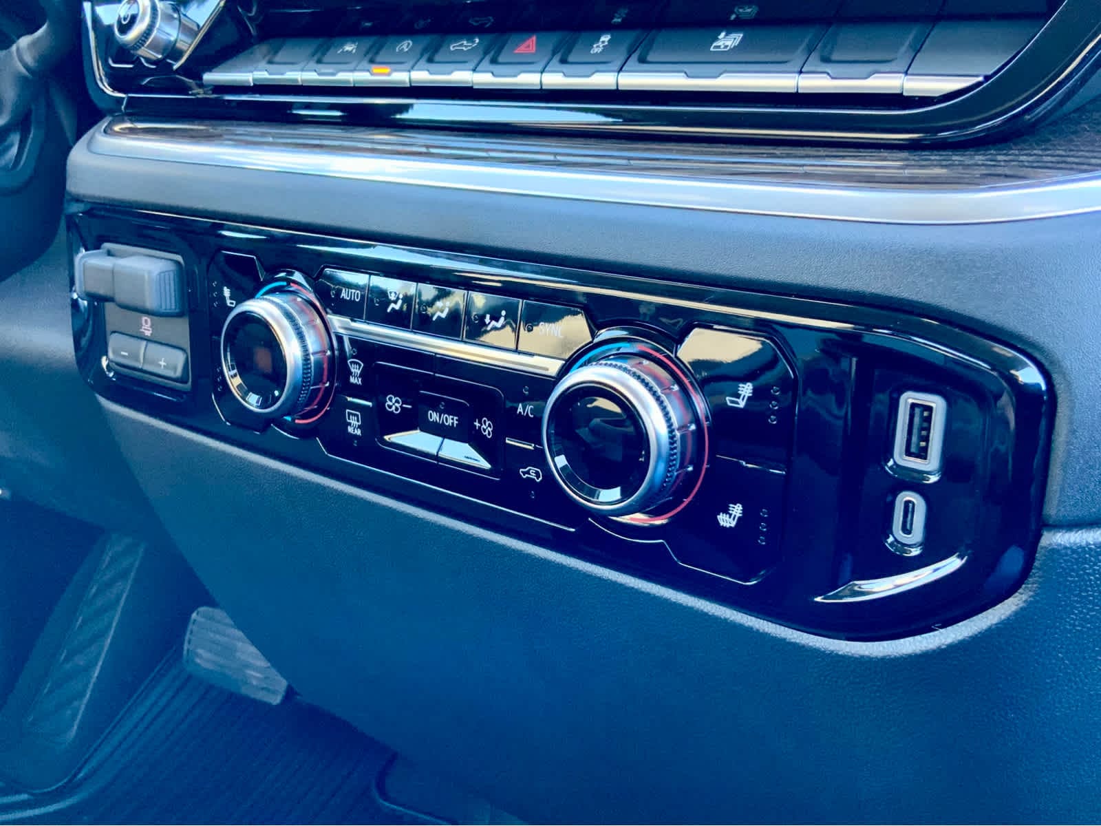 Thumbnail: 2026 GMC Sierra 1500 - 46