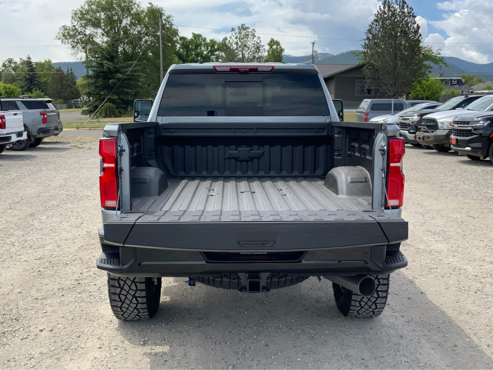 Thumbnail: 2026 Chevrolet Silverado 2500 - 17