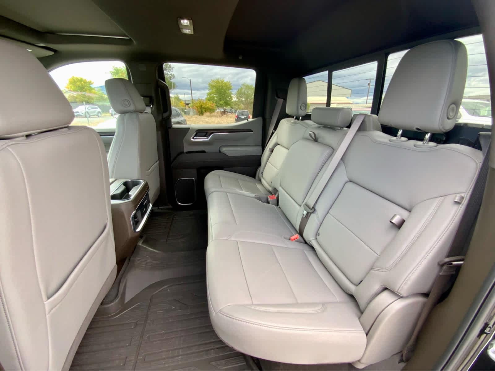 Thumbnail: 2025 GMC Sierra 1500 - 33