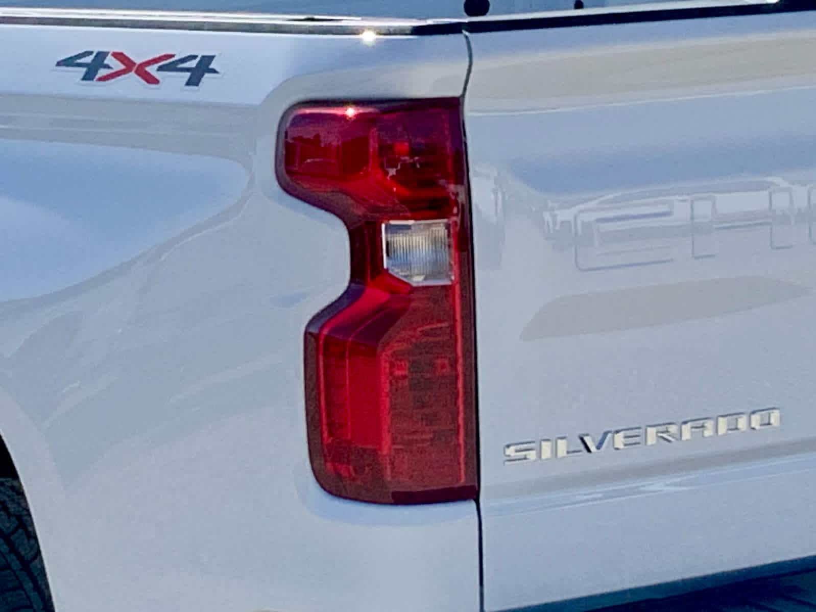 Thumbnail: 2026 Chevrolet Silverado 1500 - 18