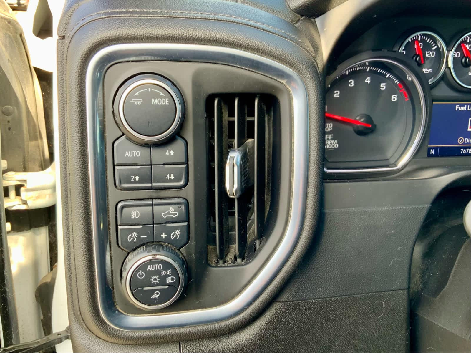 Thumbnail: 2021 Chevrolet Silverado 1500 - 47